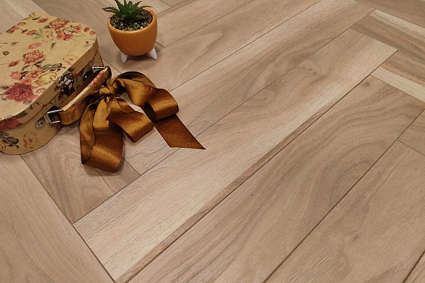 Ламинат FloorFort Walnut Tree Ёлочка Орех Принстон